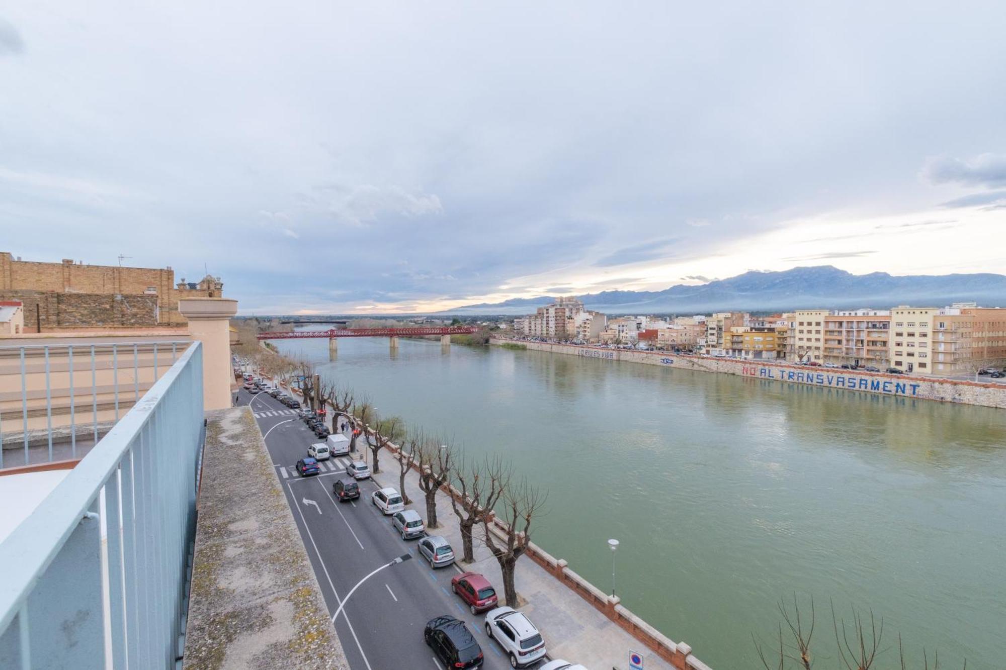 Appartamento Atic La Llotja Tortosa Esterno foto