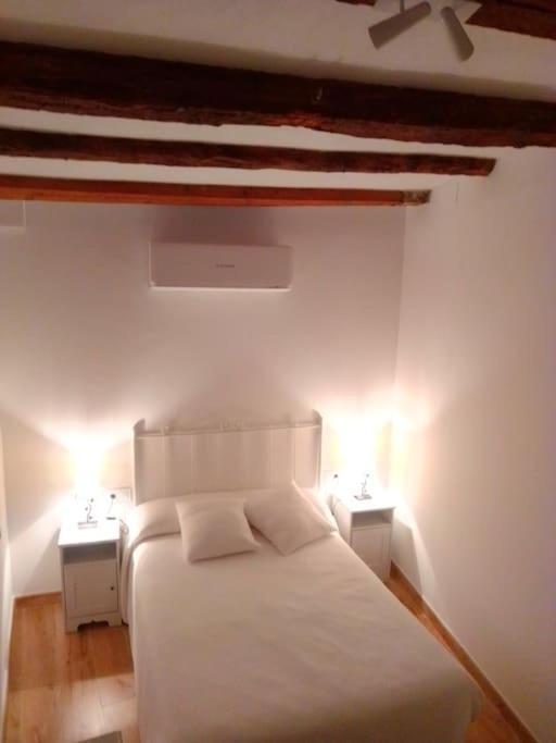 Appartamento Atic La Llotja Tortosa Esterno foto